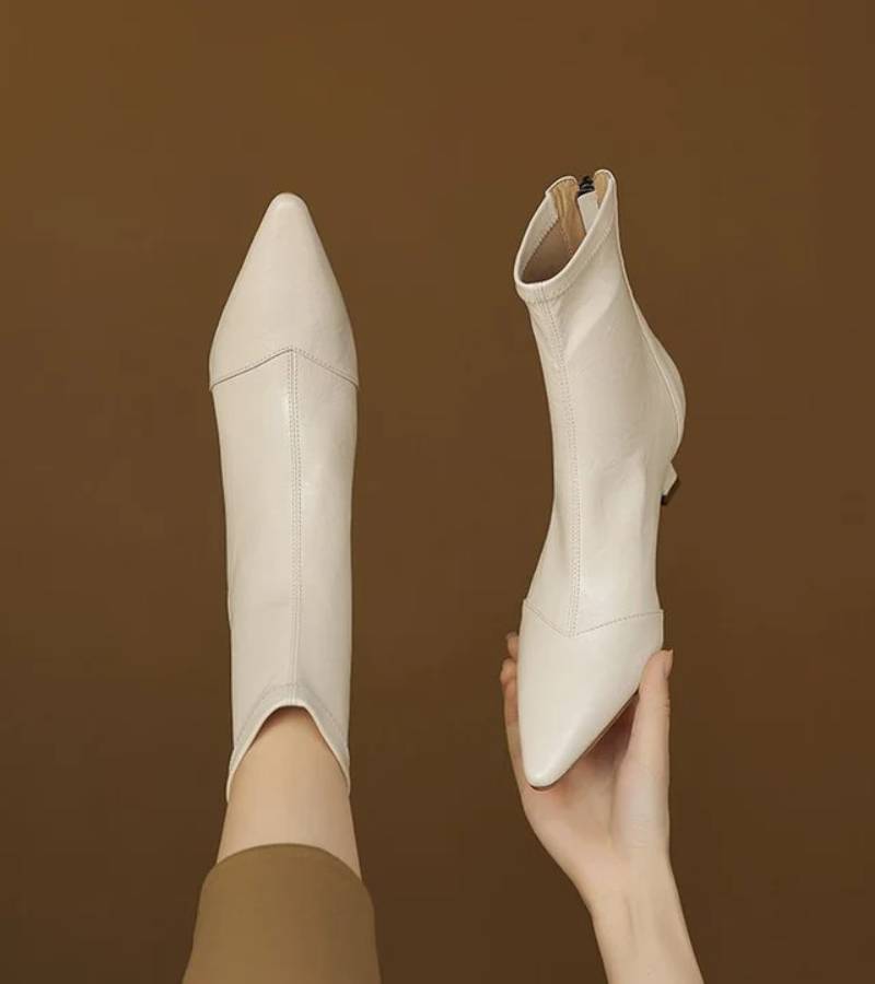 Bottines en cuir à talon élégant