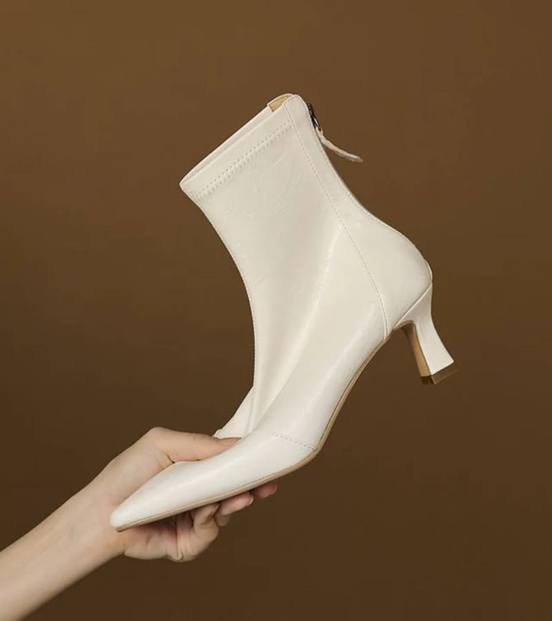 Bottines en cuir à talon élégant