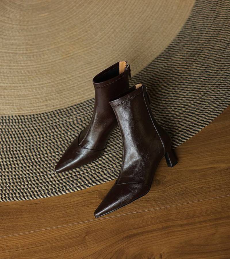 Bottines en cuir à talon élégant