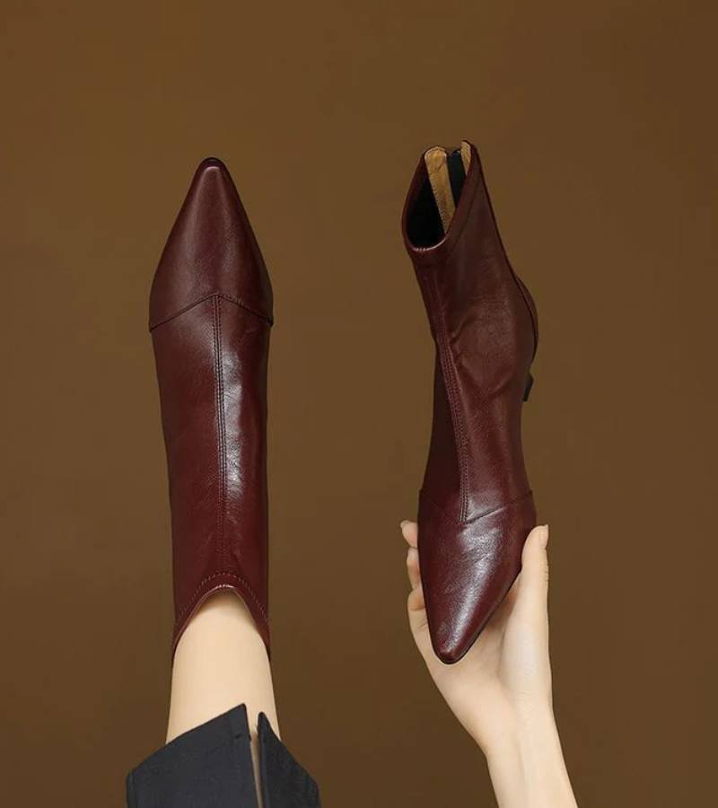 Bottines en cuir à talon élégant