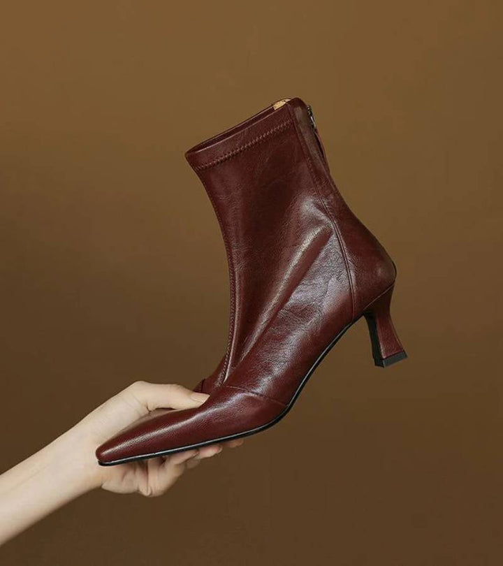 Bottines en cuir à talon élégant