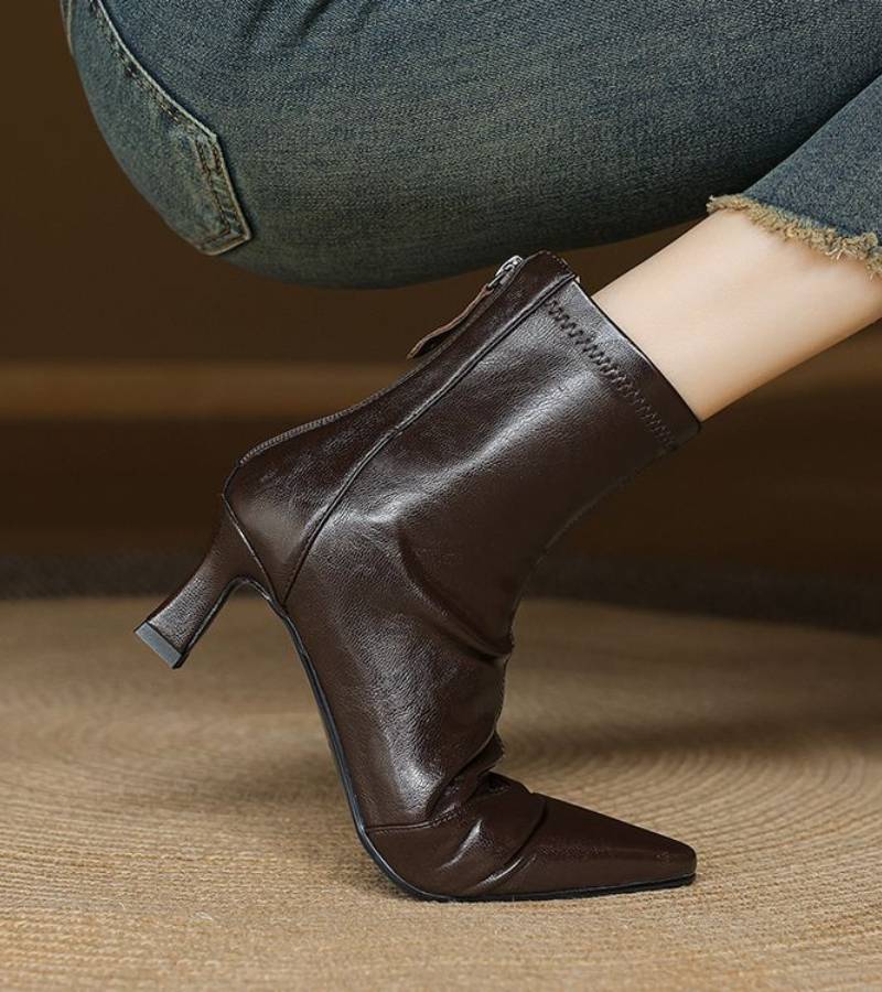 Bottines en cuir à talon élégant