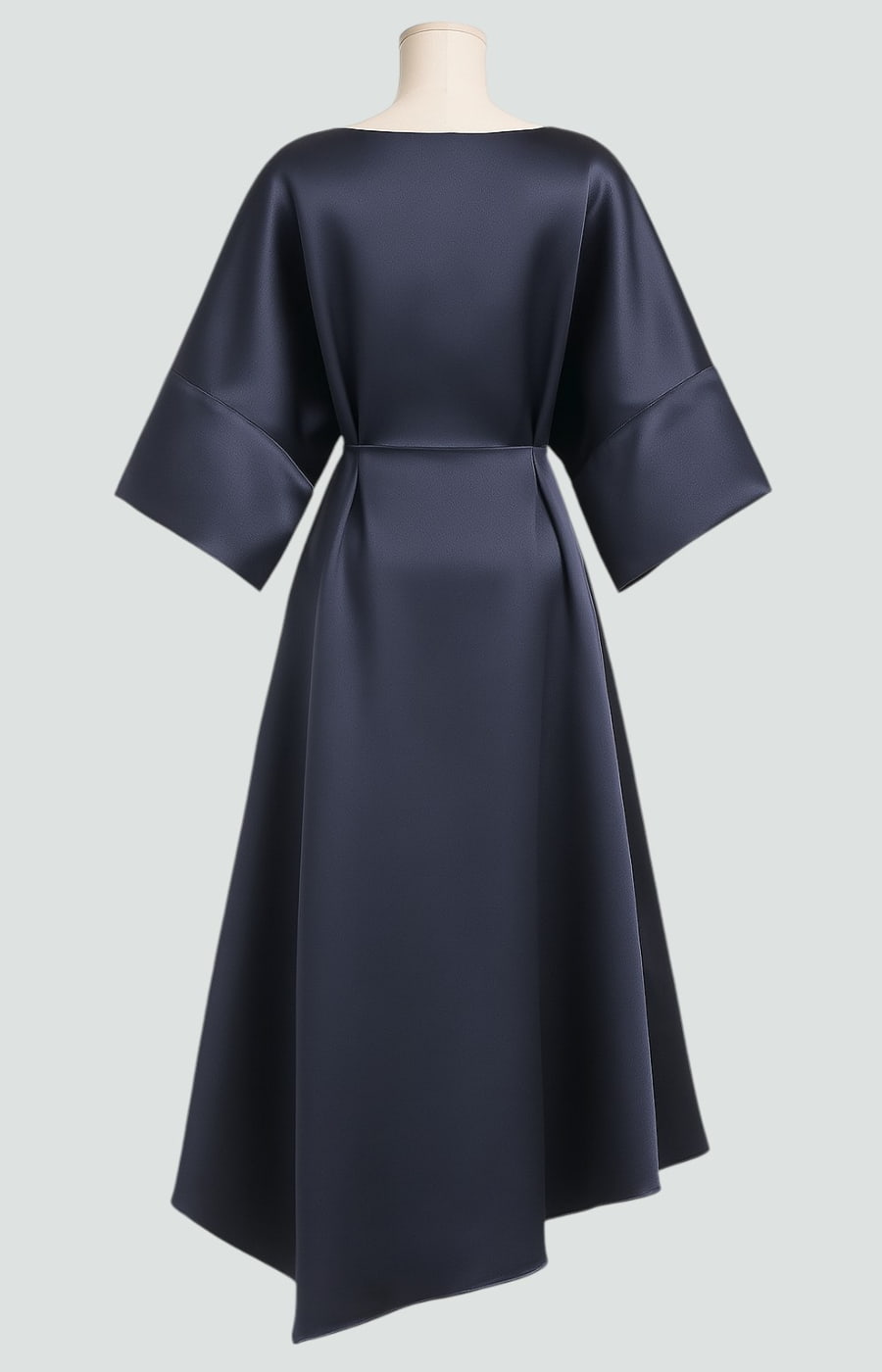 Robe de soirée longue à manches cape