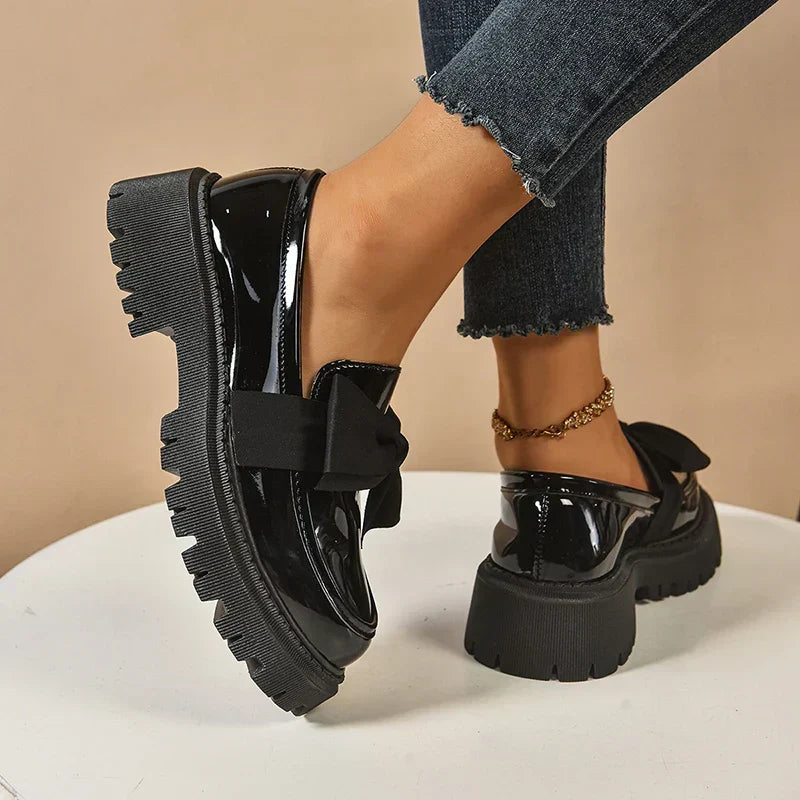 CHAUSSURES À PLATEFORME LÉGÈRES ET ROBUSTES