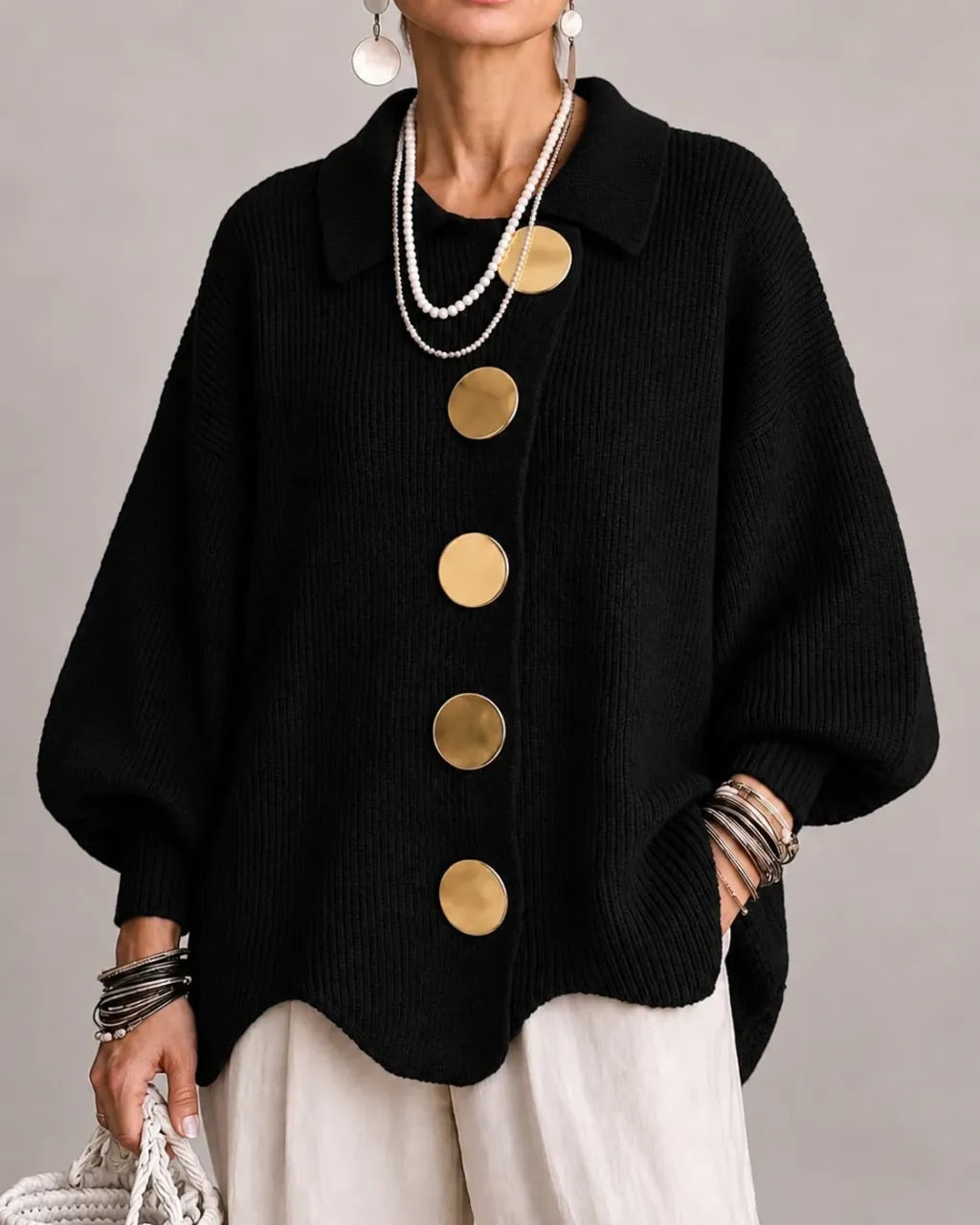 Annabel | Le Cardigan aux Boutons Dorés